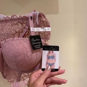 French Affair light Pink bra set